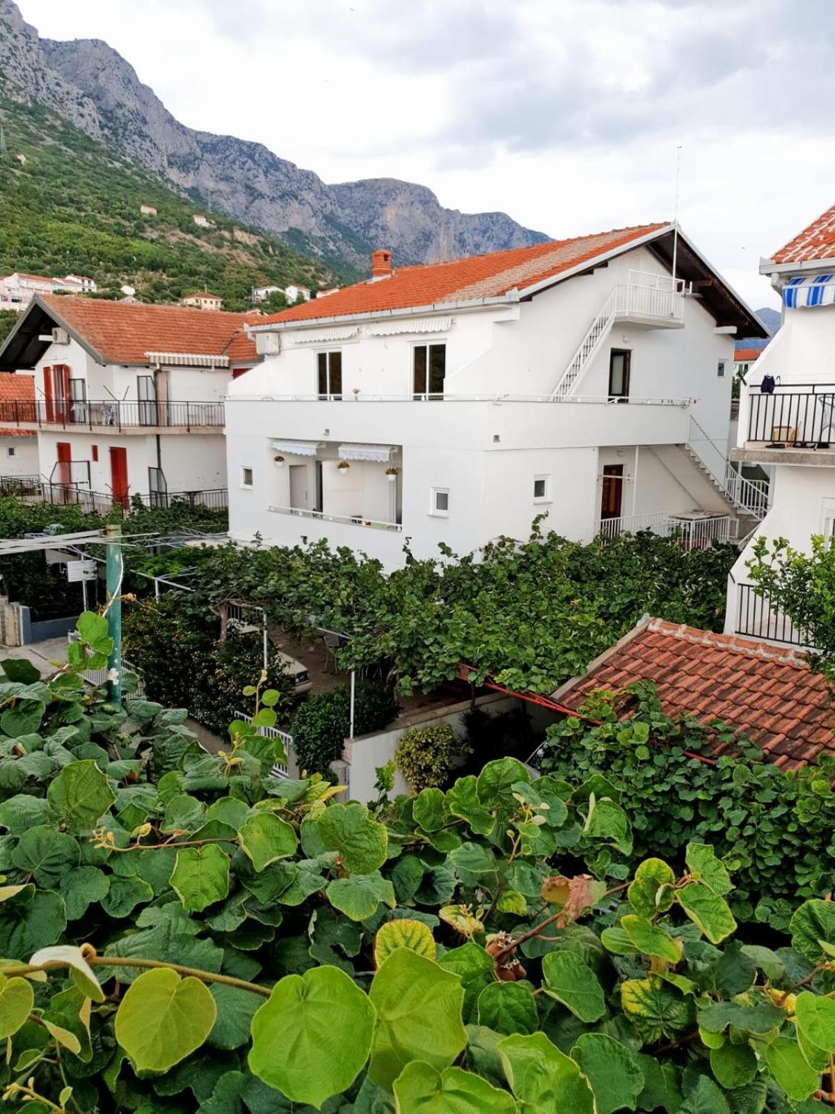 Apartments By The Sea Podaca, Makarska - 515 エクステリア 写真